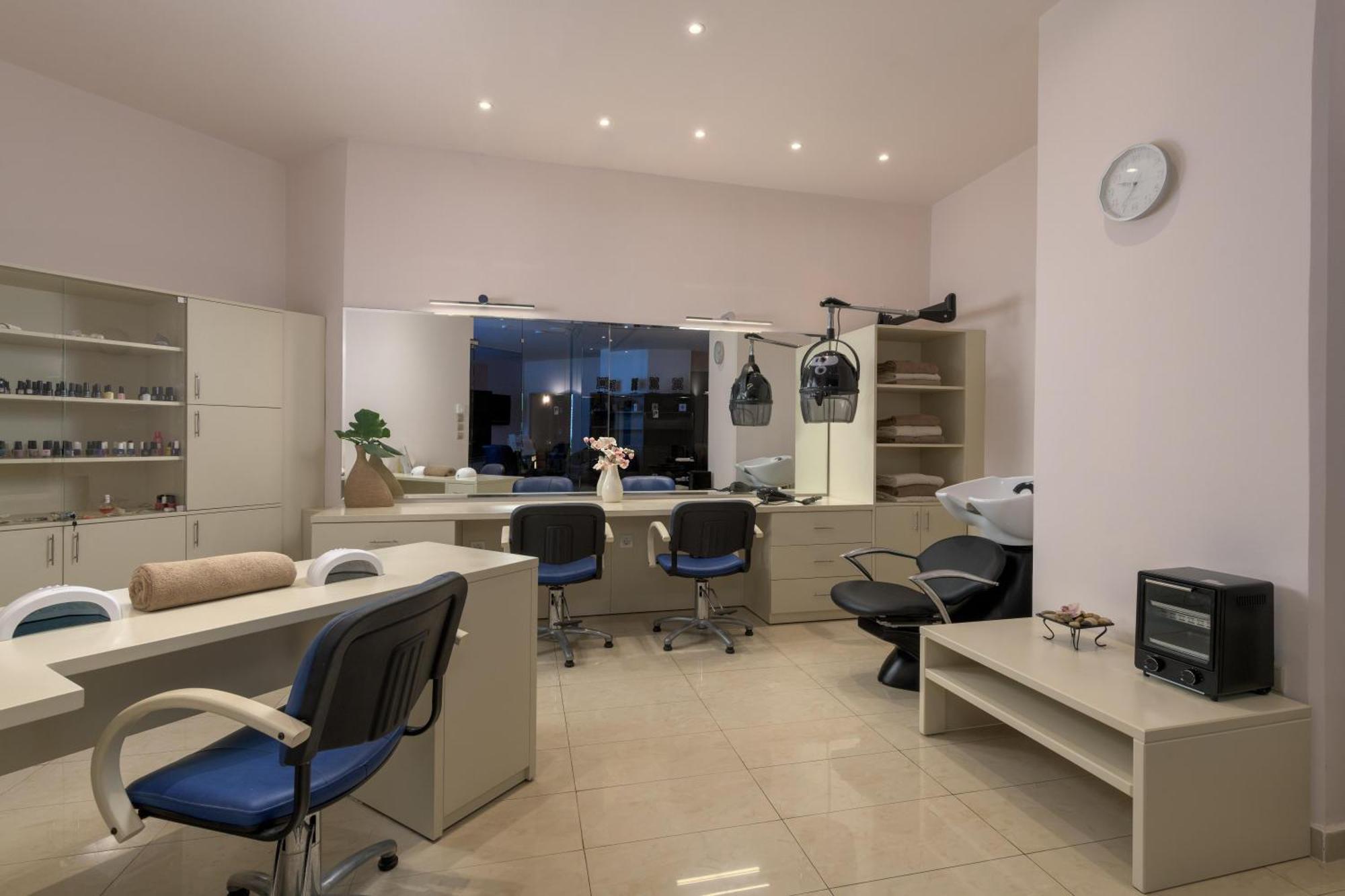 فندق رودوس بالاديوم ليجر آند ويلنيس Kallithéa المظهر الخارجي الصورة A typical office